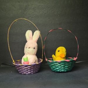 2 vintage Bright Colored Easter Basket Purple Yellow Green Pink Plus 2 Plush